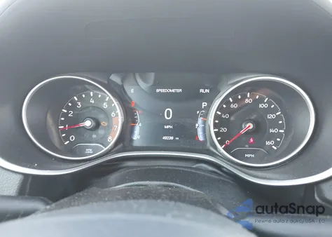 2019 Jeep Compass Latitude 4X4 z USA, uszkodzony, nr VIN 3C4NJDBB2KT792196